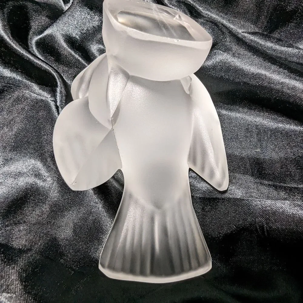 Vintage Signed Lalique (France) Crystal Swallow 1980
